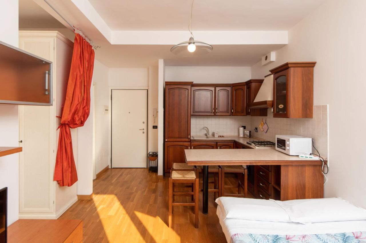 Housmart Milazzo 5 Apartment Bologna Ngoại thất bức ảnh