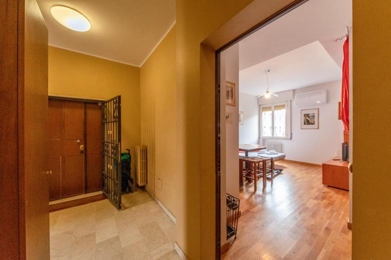 Housmart Milazzo 5 Apartment Bologna Ngoại thất bức ảnh