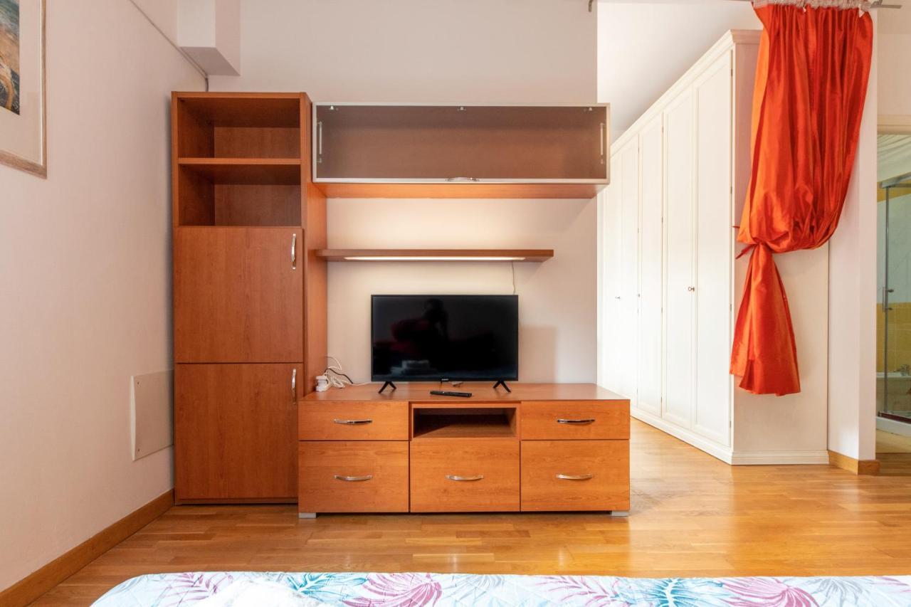 Housmart Milazzo 5 Apartment Bologna Ngoại thất bức ảnh